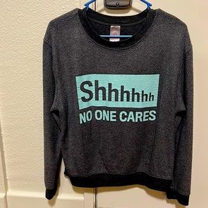 Long sleeve tee